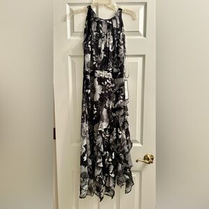 NWT Betsy & Adam Black and White Floral Midi Dress